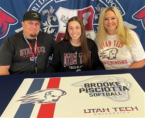 Brooke Pisciotta Signing Day 11-9-22